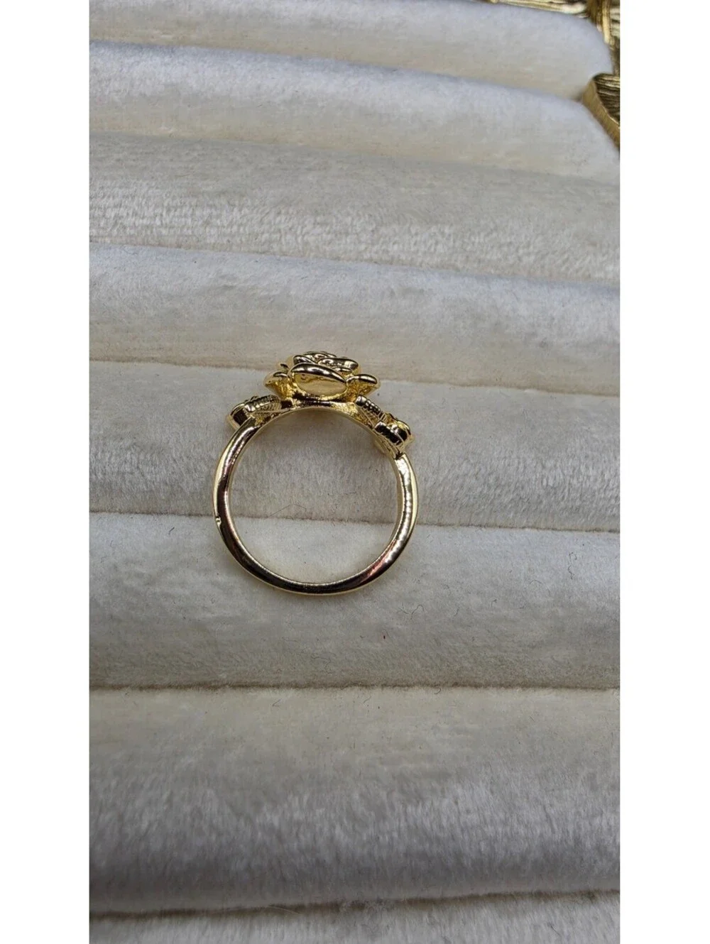 Vintage Style Rose Flower Ring Size 6 with KC Golden Plating Elegant Charm